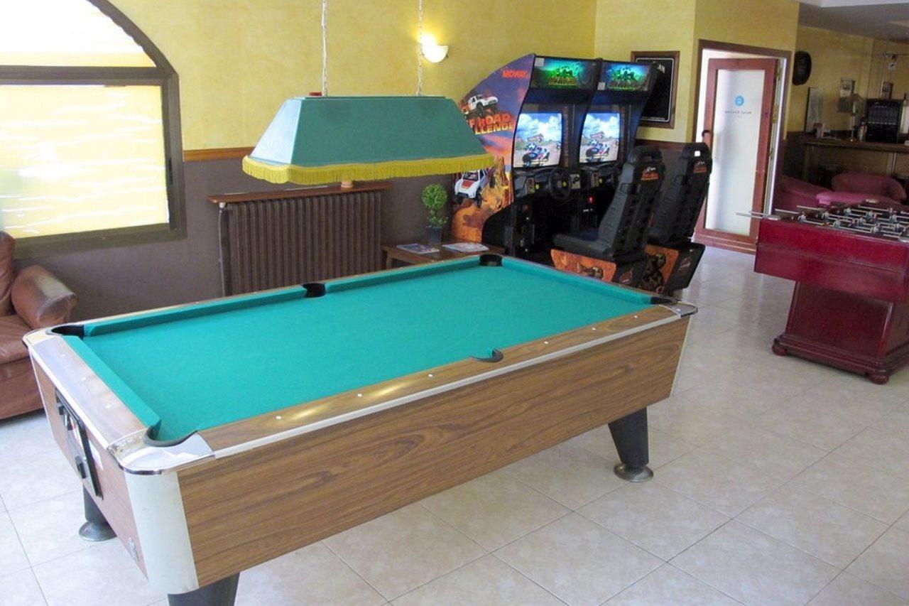 Hotel Ενκάμπ Εξωτερικό φωτογραφία