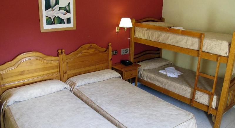 Hotel Ενκάμπ Δωμάτιο φωτογραφία